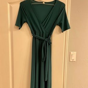 Helllo Miz maternity green dress